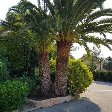 2 Pieces Renove St Raphael * Saint-Raphaël
