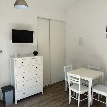 2 Pieces Renove St Raphael Lägenhet *